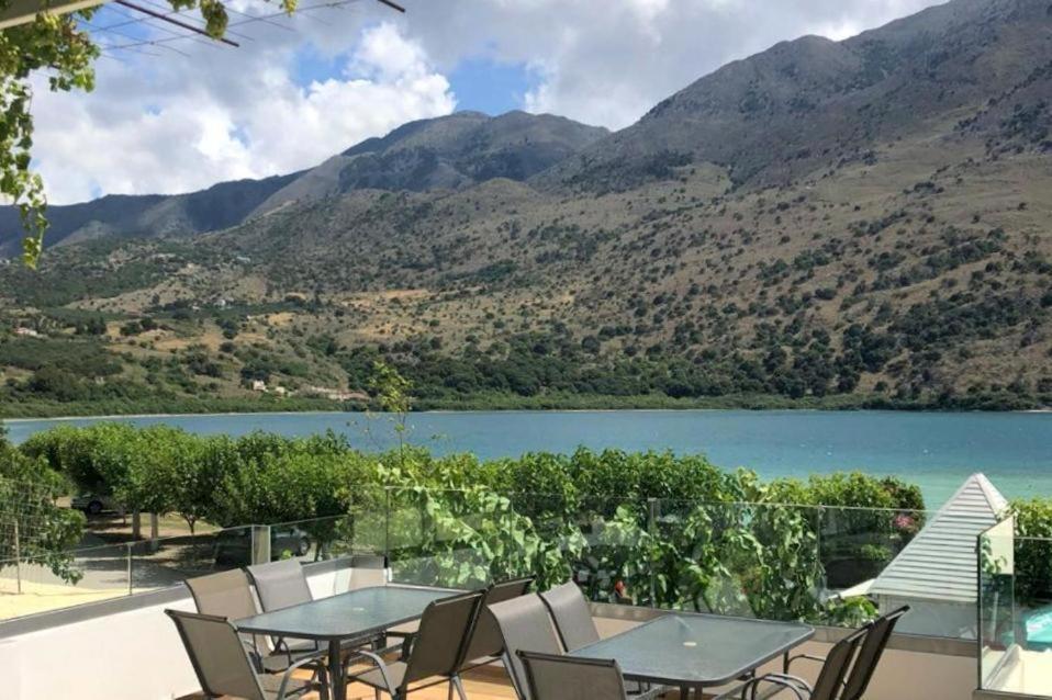 Korissia With Lake View Kournas Экстерьер фото