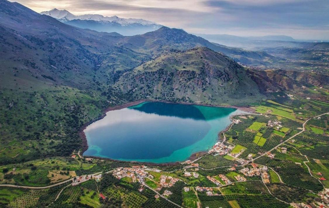 Korissia With Lake View Kournas Экстерьер фото